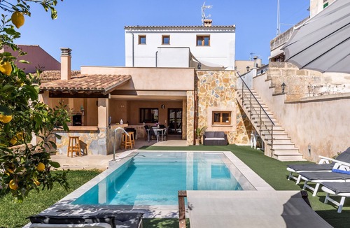 Capdepera Ski Chalet | Stunning "Casa Magui" with Pool, Garden, Terraces, WiFi; Parking Available