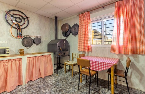 La Corona House | Stunning home in Perin with WiFi
