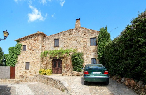 Pals House | Stunning private villa with A/C, private pool, WIFI, TV, terrace, pets allowed and panoramic view