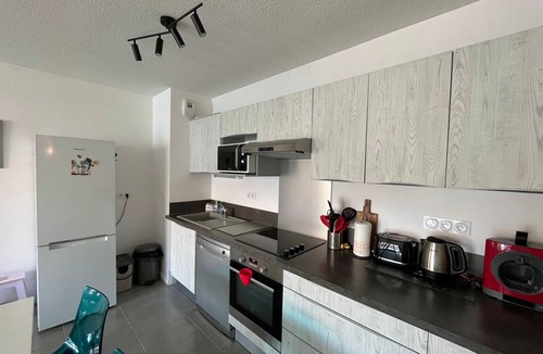 La Teste-de-Buch Apartment | Stunning Top-Floor Apartment with Pool, Large Deck, Near Dune du Pyla