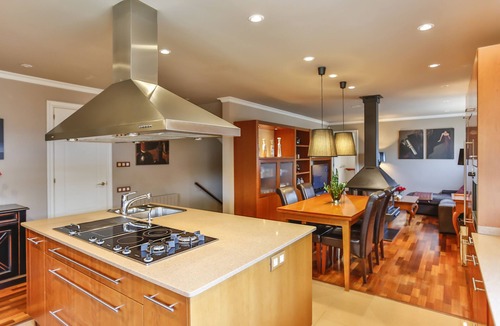Vilanova I la Geltru Villa | Stunning Villa for family vacations