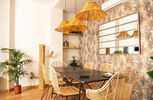 La Merced Apartment | Stylish Apartment in the heart of Málaga with Pool
