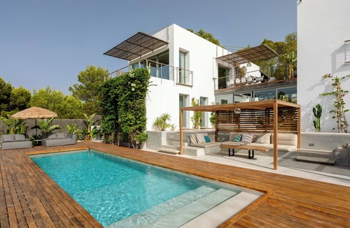 Sant Josep de sa Talaia Ski Chalet | Stylish modern villa with spectacular sea and sunset views