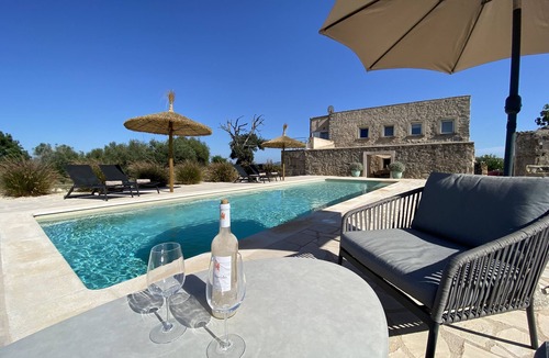 Vilafranca de Bonany Villa | Stylish, ultra-modern NATURAL STONE FINCA with a 12m x 4m saltwater pool!