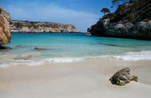 Ses Salines Apartment | Suite con piscina en Ses Salinies, Mallorca