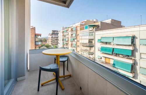 El Prat de Llobregat Apartment | Sun & Moon Barcelona Airport