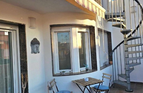 San Anton Apartment | SUNCASTLE APARTAMENTOS ALICANTE -With share Rooftop Terrace And Barbecue
