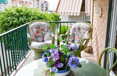 Santa Pola Apartment | Sunflower Salamanca