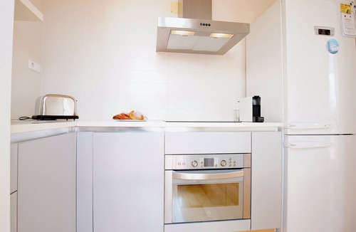 La Llotja-Born Apartment | Sunny Apartment in Palma Old Town with a 15M2 Terrace, Balcony, Wifi, AC, Bright