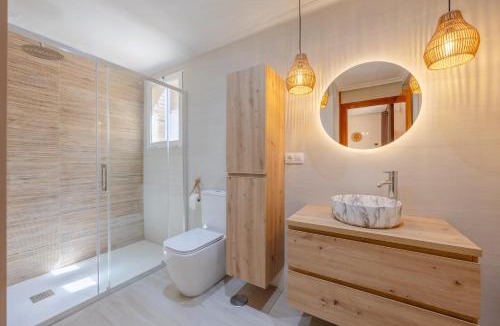 San Vicente del Raspeig Villa | Sunny Escape Villa Alicante - Private Pool, BBQ, Wifi & Free Parking