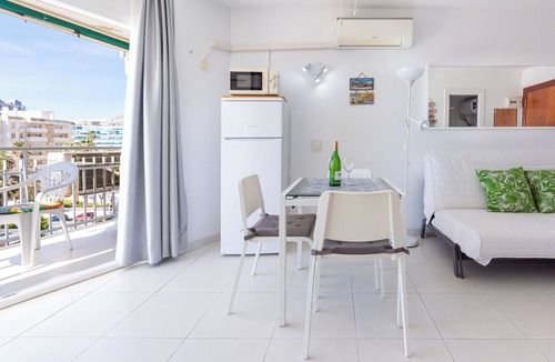 Benalmadena Costa Apartment | Sunny Seaside Studio with Balcony, A/C & Sea View
