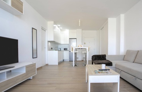 Malaga Apartment | Sunstay Flat I Guadalmar Seaview