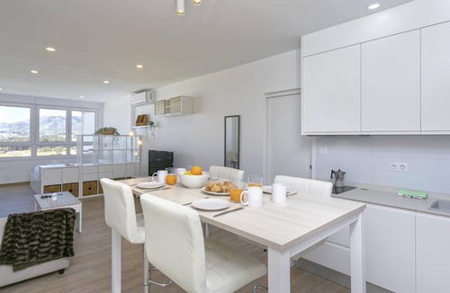 Malaga Apartment | Sunstay Flat I Guadalmar Seaview