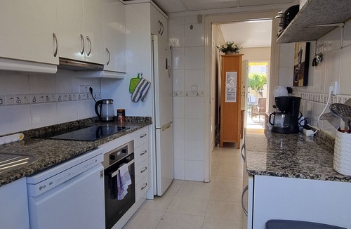 Quesada House | Super townhouse close to shopping, restaurants, cafes, golf course and beach😉