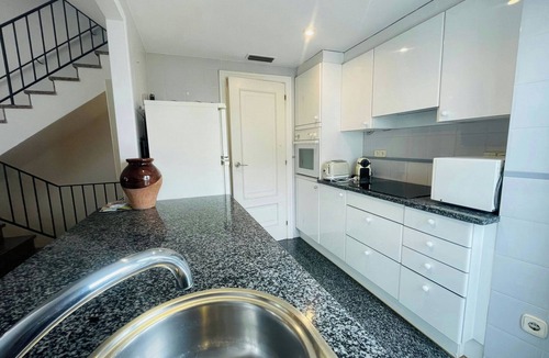 Tamariu House | Tamariu Foraió for 6, AC/WiFi 50m to the beach!