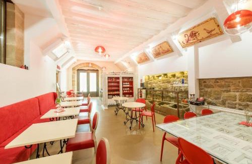 Cuzcurrita de Rio Tiron Hotel | Teatrisso Hotel Palacio