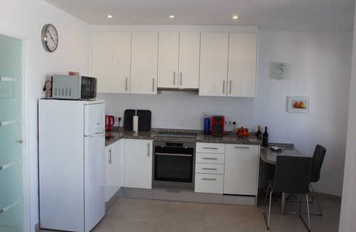 La Victoria de Acentejo Apartment | Teide y Mar Comfort Apartment with Pool for up to 2 Adults
