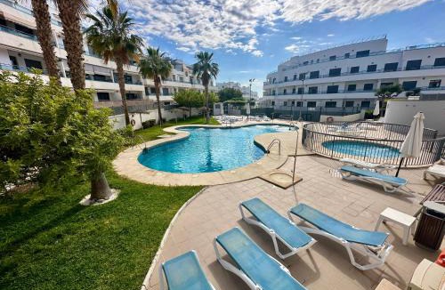 Garrucha Apartment | Terraza 250 m2 # BBQ # Playa 8min # Padel # WIFI # Apartamento