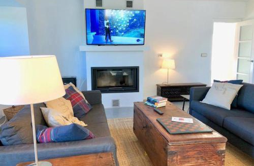 Loiba House | The Cliffs - CountrySeaSide Loiba