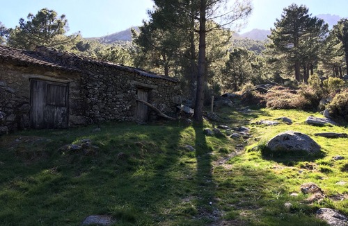 El Hornillo House | The Corner House, Sierra de Gredos, Ávila.