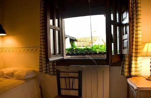 Arenas de San Pedro Cottage | The House of Isabela for 6 people