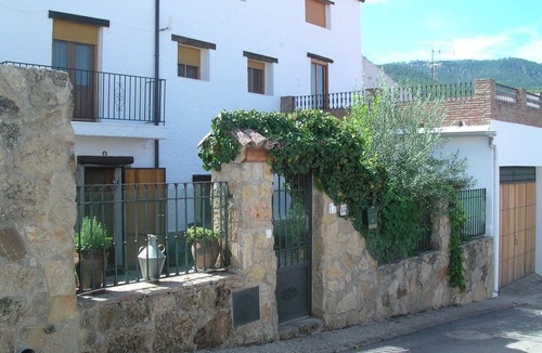 Cortijos Nuevos House | THE HOUSE OF THE VALLEY. Central zone of Cazorla Natural Park, Segura and Las Villas