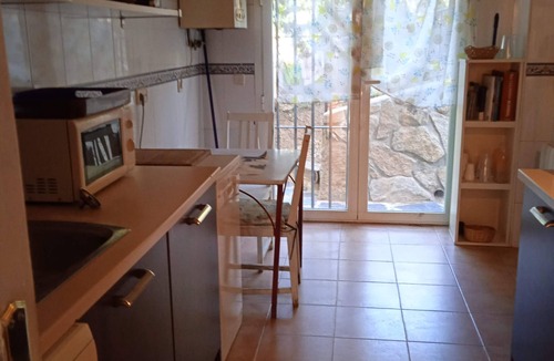 Robledo de Chavela House | The Little House of Art. Country house located at the foot of the mountain. Beautiful views