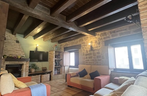 Leza Cottage | the meeting