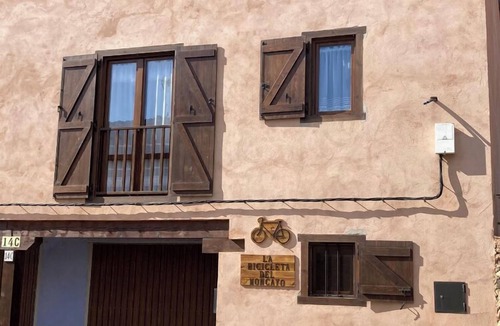 Alcala de Moncayo Cottage | The Moncayo Bicycle! Barbecue, bicycles and local pool 100 meters away
