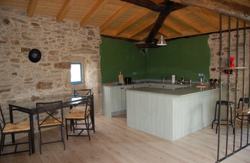 Sober Other | The perfect place to explore the stunning nature of the Ribeira Sacra.