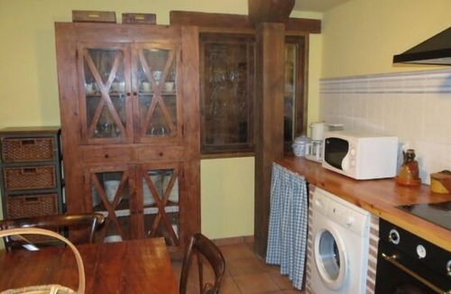Hontoria del Pinar Cottage | The Stone House of the Village for 10 people