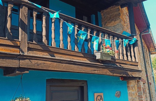 Villar de Pineres Cottage | The Vallicuerra - The Carbayu