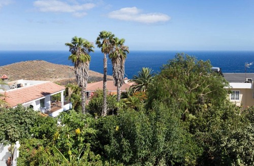 Candelaria House | The Wonder House between the Sea and the Mountain
