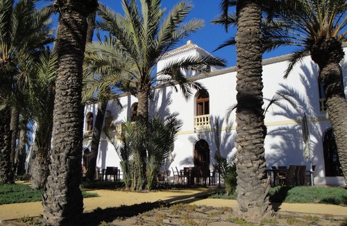 Jeronimo y Avileses y Balsicas de Arriba Apartment | This modern apartment on the 2nd floor is located in the Hacienda Riquelme golf resort.