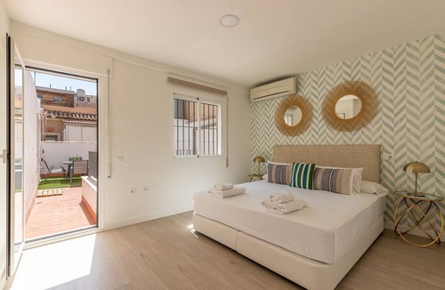 Malaga Historic Centre Apartment | Thyssen Penthouse with terrace 3C