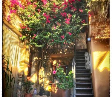 Cuevas Del Almanzora House | Tinyhouse im Patio einer romantischen Finca
