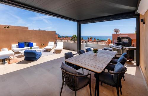 Cala Bona Apartment | Tolles, neu möbliertes Penhouse mit großem Pool