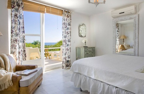 Cala Panizo Villa | Torre Blanca - Three Bedroom Villa, Sleeps 6