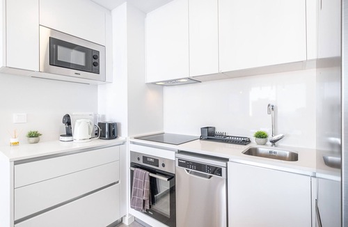 Cala Apartment | Torre Sakura 9-B Apartment Poniente Beach