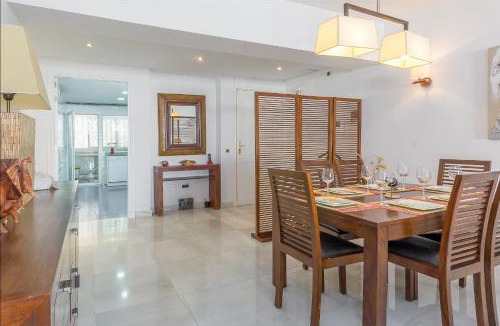 Carihuela Apartment | Torremolinos Apartment