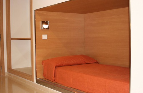Carihuela Hostel | Torremolinos Inturjoven Youth Hostel