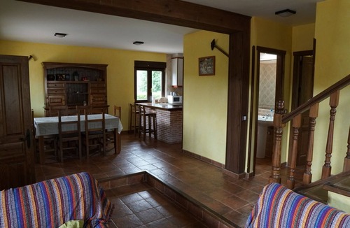 Navarredonda de Gredos Ski Chalet | Tourist Housing in Barajas (Gredos)