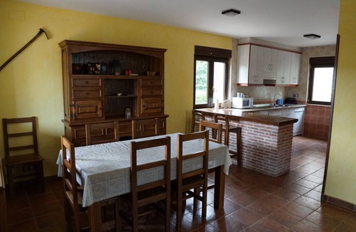 Navarredonda de Gredos Ski Chalet | Tourist Housing in Barajas (Gredos)