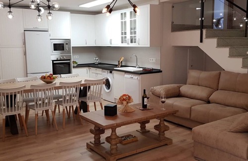 Zorraquin Cottage | Tourist house adapted for handicapped people. Groups between 12/14 people.