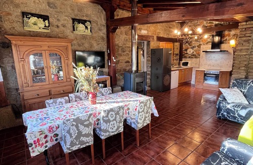 Lumbreras House | Tourist house Los Chaleco in Lumbreras with private terrace.