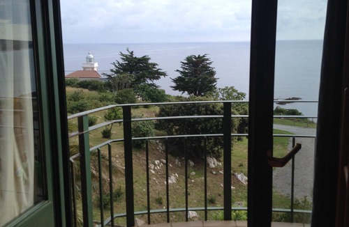 San Vicente de la Barquera Apartment | Townhouse in San Vicente de la Barquera
