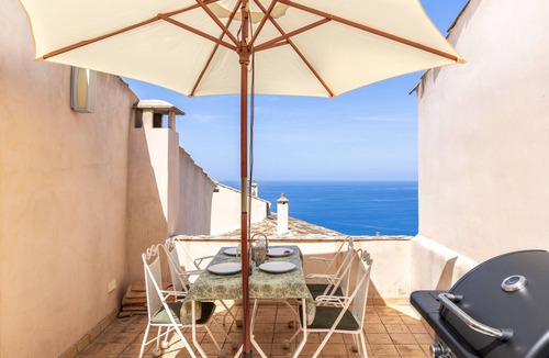 Banyalbufar Ski Chalet | Town House with Sea Views in Banyalbufar - Can Piu