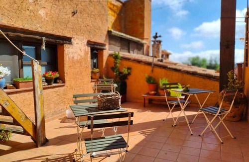 Rojals House | Townhouse in Rojals
