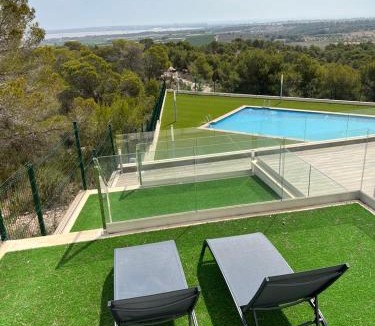 San Miguel de Salinas Apartment | Très spacieux appartement de luxe avec vue sur la mer et les salines