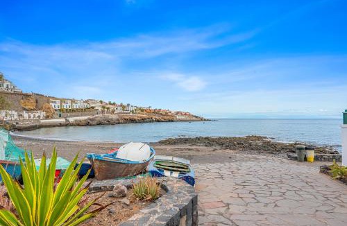 Poris de Abona House | Traditional Canary house next to the beach
